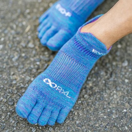 今日も商品レビューをご紹介させていただきます

EVO-FSG ランニング JAPANグリップ ショート ソックス(5本指) RNS5007
shop.rxl.jp/products/rns50…

★★★★★ 
ジャストフィット＆グリップ良し 届いた翌日に早速履いて走ってみました。