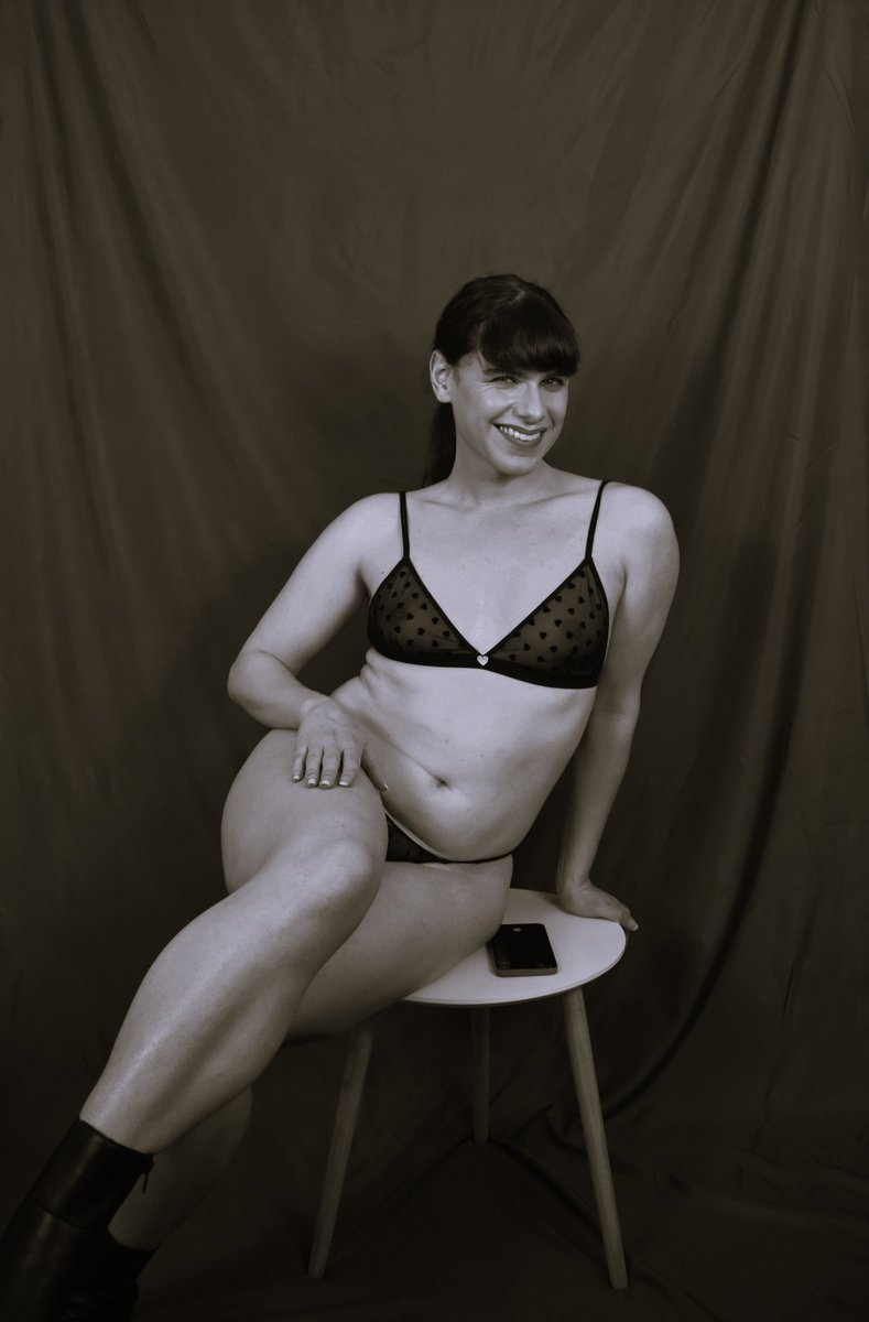 Sara Pinku tweet media