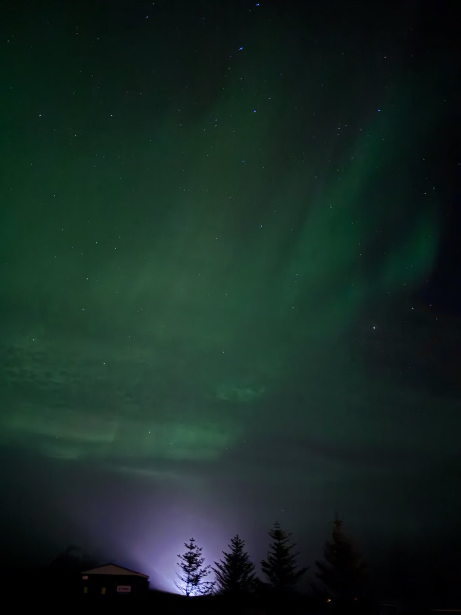 Rania // underflowR tweet media