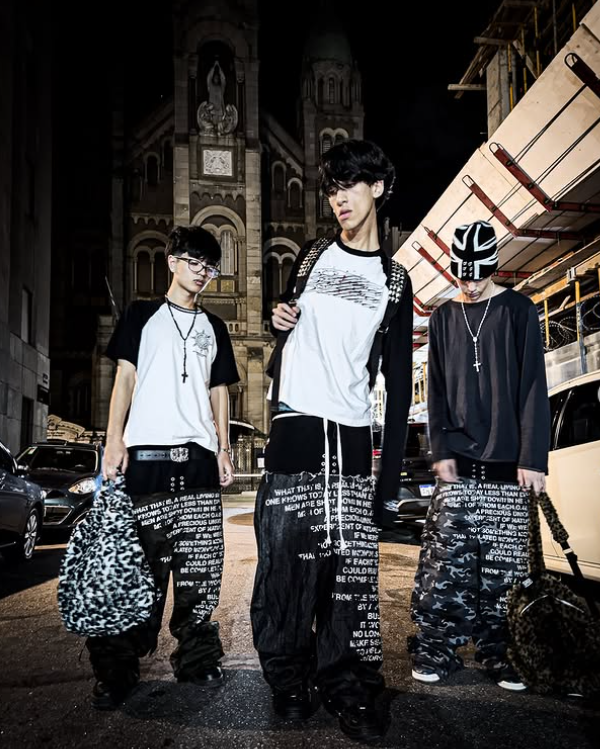 🚨 SOLD OUT IN 20 MINUTES 🚨

We launched the Armistice drop and the response was insane. First time in Allka history we sell out this fast. A massive milestone for the brand. THANK YOU! 🏴🔥

You can still grab pieces from our premium Club 19 line, tees, and other models on our