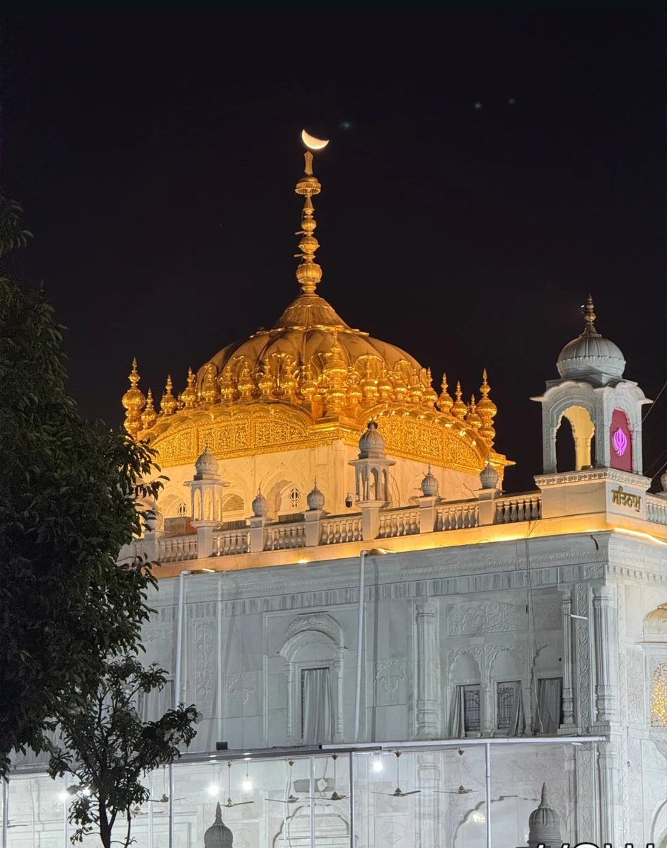 🌷ਪ੍ਰਭ ਕੈ ਸਿਮਰਨਿ ਹੋਇ ਸੁ ਭਲਾ ॥ 
ਪ੍ਰਭ ਕੈ ਸਿਮਰਨਿ ਸੁਫਲ ਫਲਾ ॥🌷

#ਵਾਹਿਗੁਰੂ_ਜੀ 🙏🏻🌺