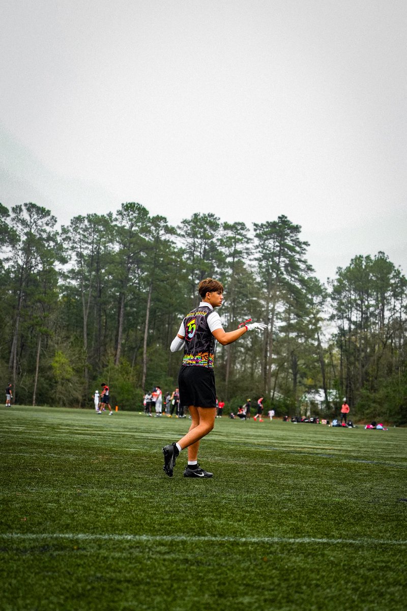 Blessed to have had to opportunity to the <a href="/EndzoneTourny/">Endzone7on7 National Recruiting Tournament</a> and make it to the championship🙏
<a href="/CoachBoodon/">John Boodon</a> <a href="/Del_Excel/">Coach Del Howard</a> <a href="/coachfreddiej/">Freddie Johnson</a> <a href="/CoachFrost12/">Coach J. Foster</a> <a href="/CoachTMiller18/">Trent Miller</a> <a href="/CoachBalderas/">Coach Balderas</a>