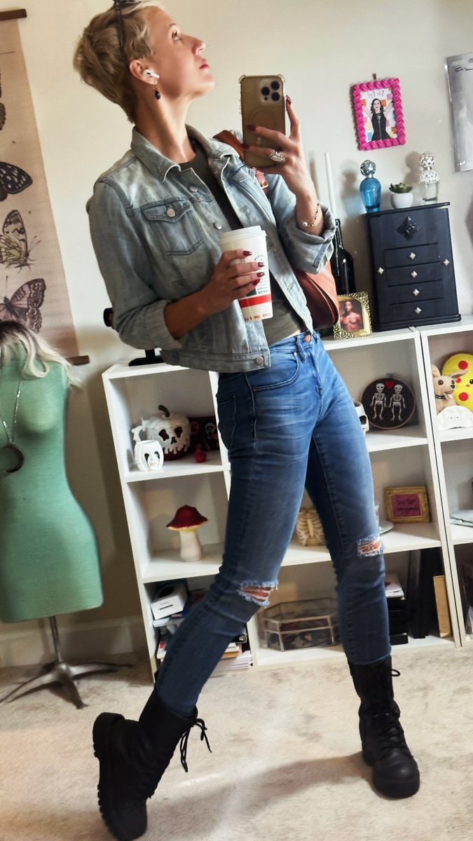 The Sassiest Semite tweet media