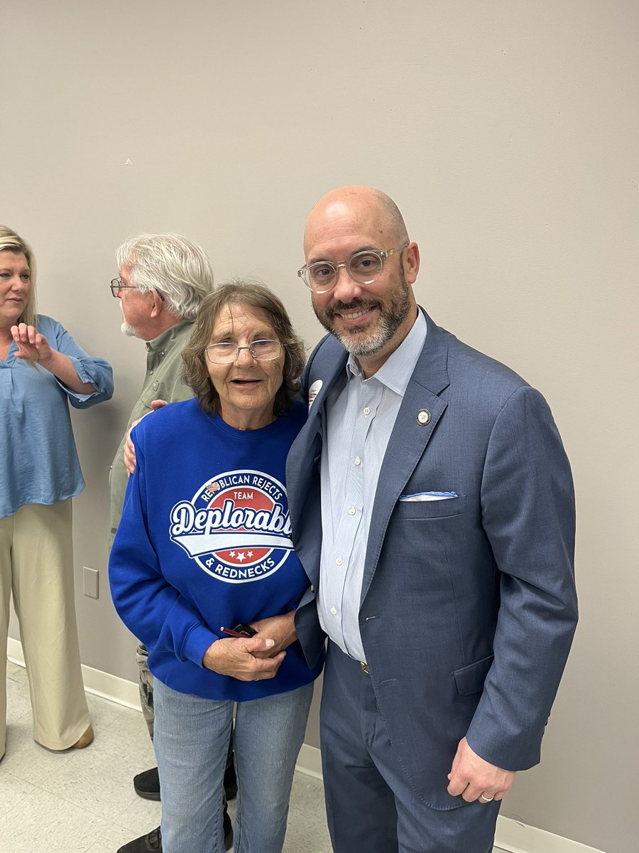 Johnny Garrett tweet media