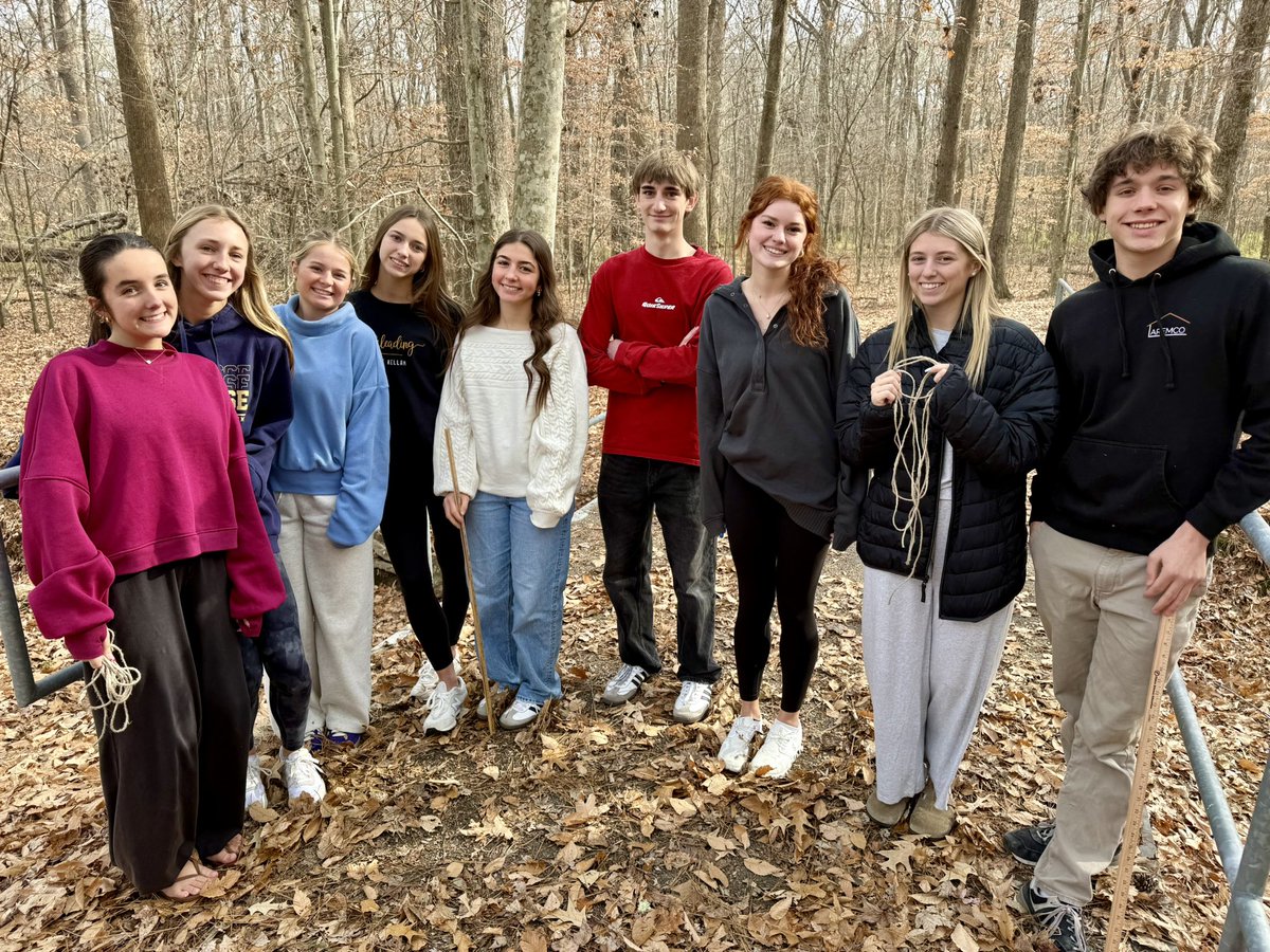 BioKnights's tweet photo. More outdoor APES adventures! 💚 https://t.co/V8IEWIlkpi