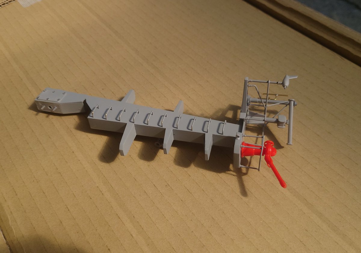 だいぶマストらしくみえてきた。