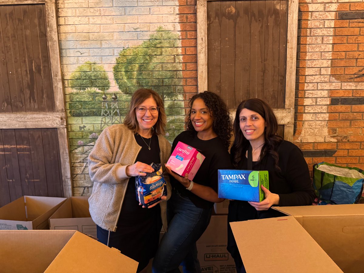 89X Radio tweet media