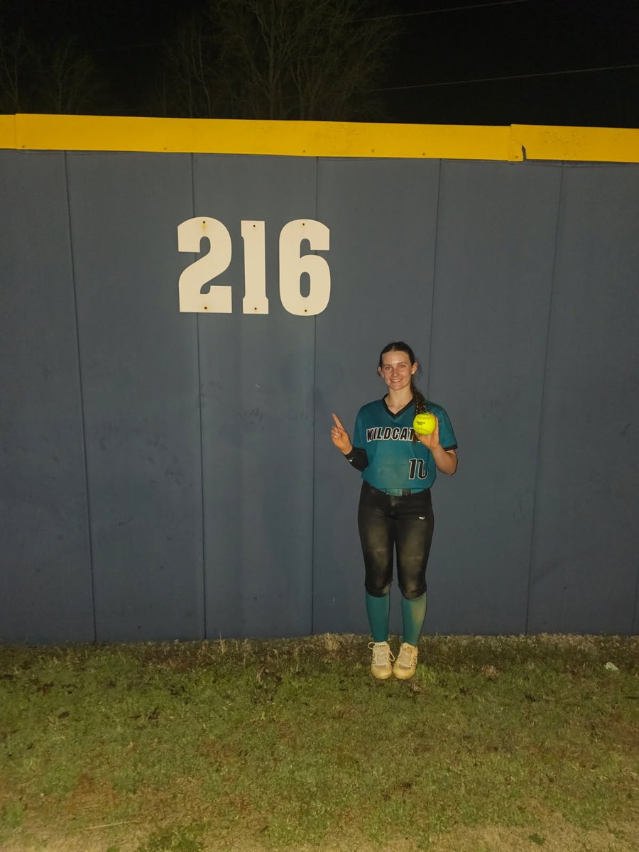 Savannah Hall 2027 tweet media