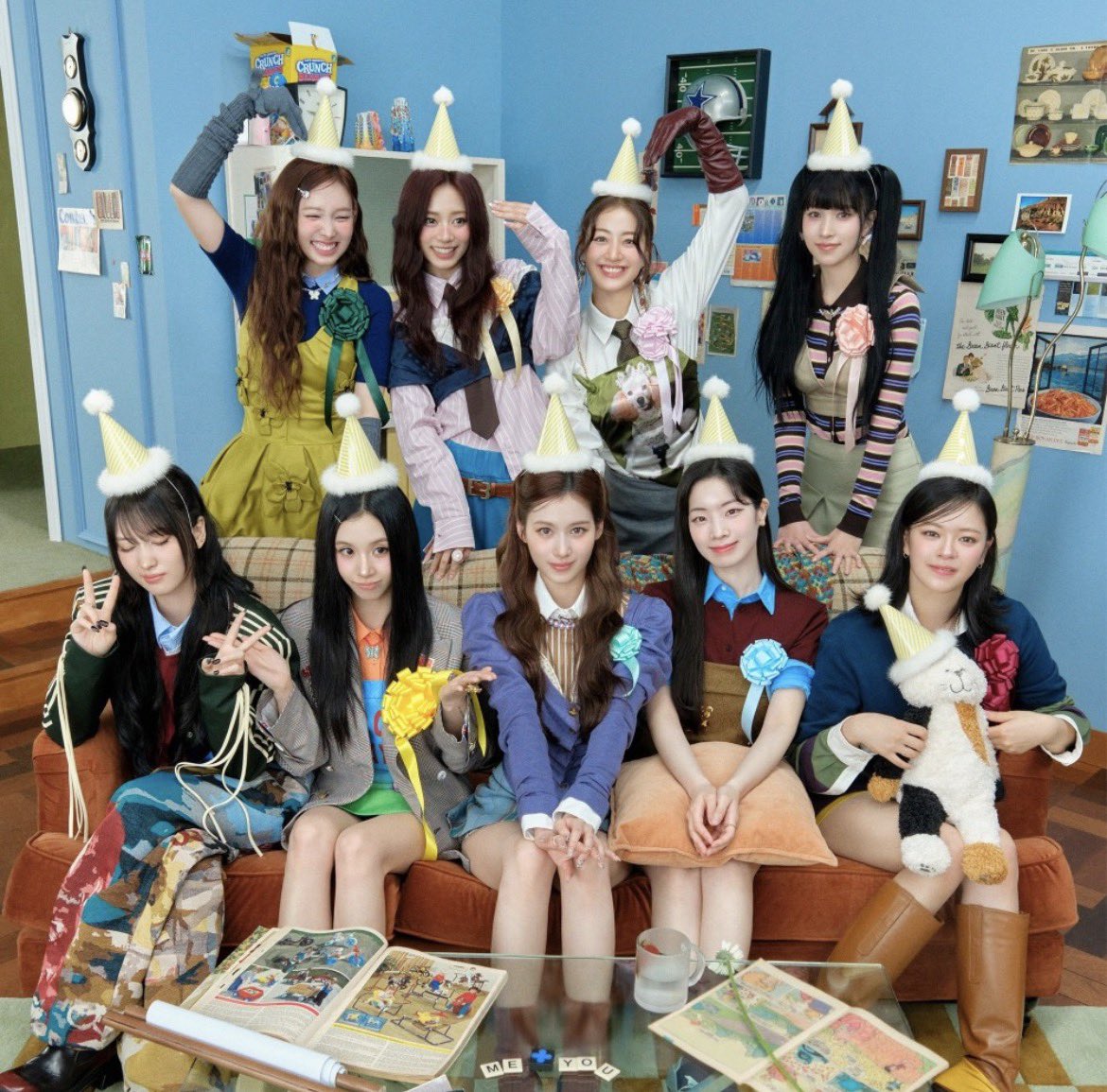 kchartsmaster's tweet photo. Most streamed girlgroups on MelOn history: 

#1 TWICE 3.22 billion 
#2 BLACKPINK 2.57 billion
#3 Red Velvet 2.45 billion
#4 Mamamoo 2.25 billion
#5 i-dle 1.82 billion 
#6 NewJeans 1.79 billion
#7 aespa 1.76 billion
#8 IVE 1.74 billion 
#9 GFRIEND 1.55 billion 
#10 2NE1 1.53 billion