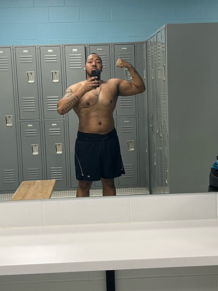 SmarttGuy92's tweet photo. #gympics
#gymprogress
#fitnessmotivaton
#gymmotivation
#gymfyp
#fyp https://t.co/J29bIFyqyt