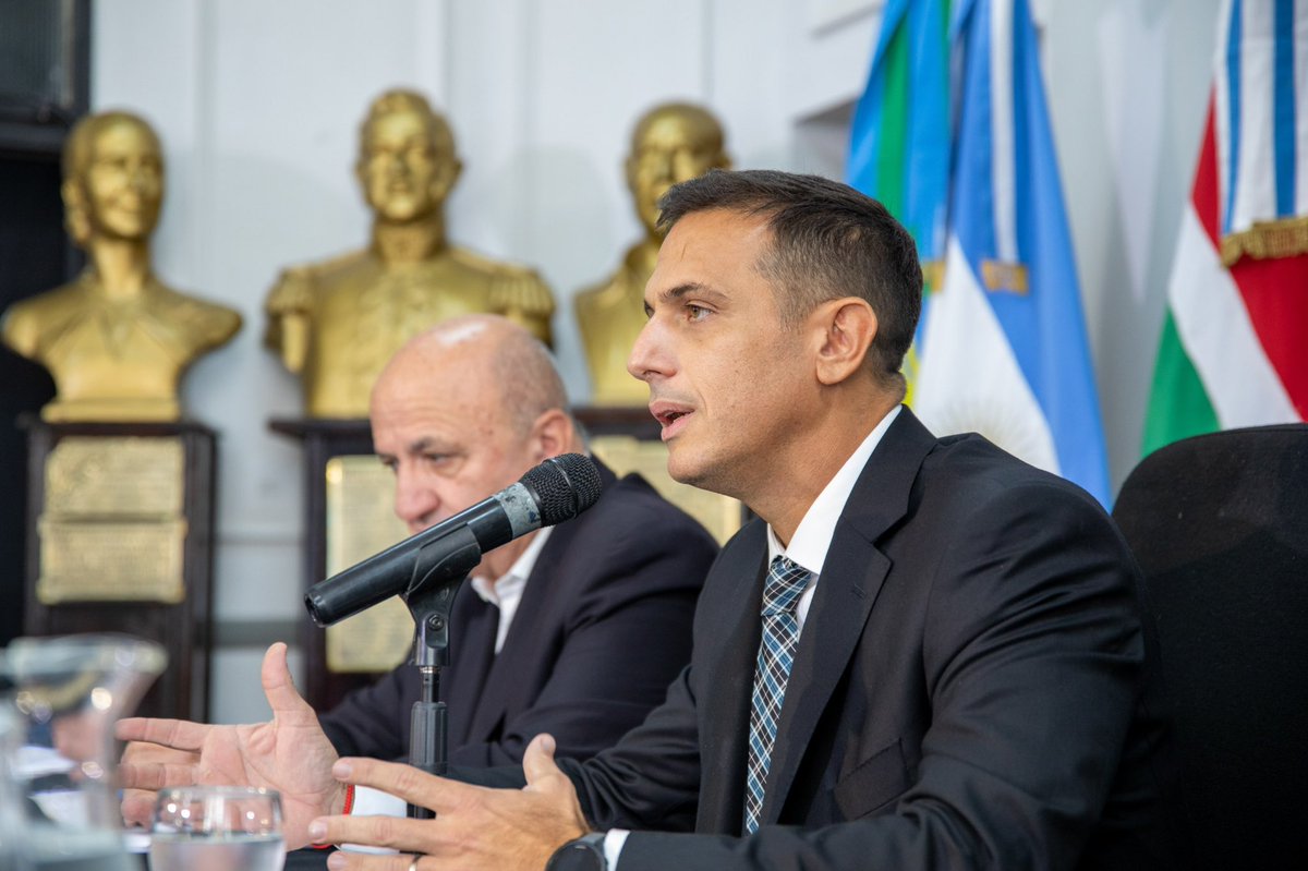 Lanús Gobierno tweet media