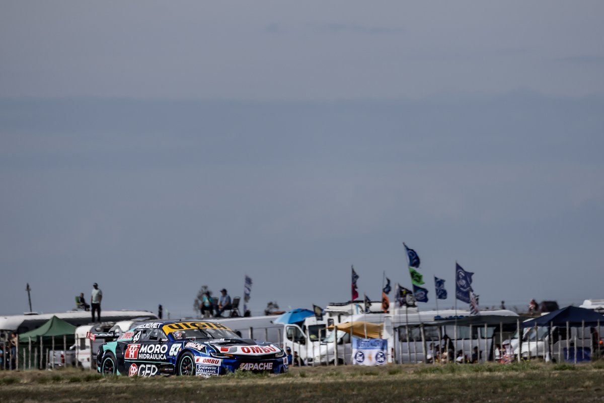 EquipoRVRacing tweet media