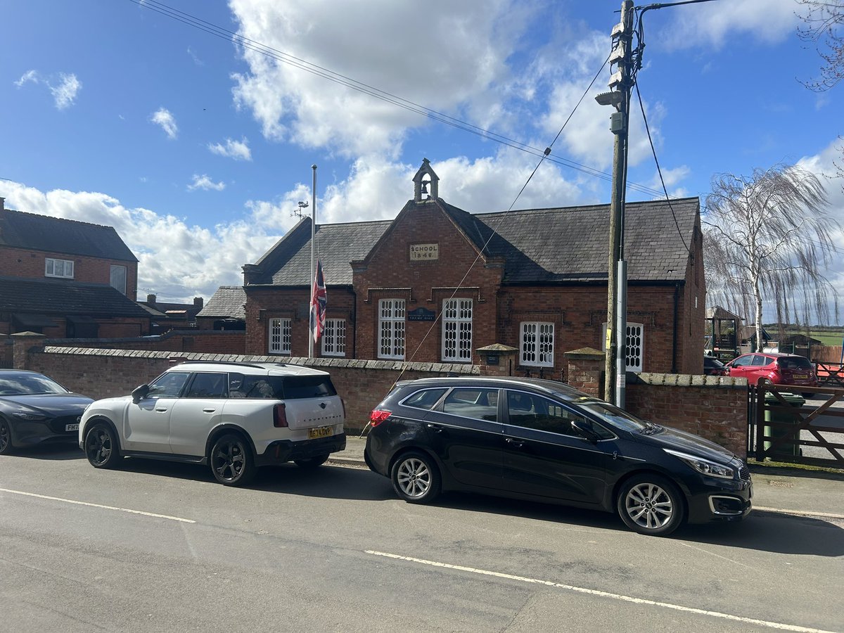 Bob Connelly tweet media