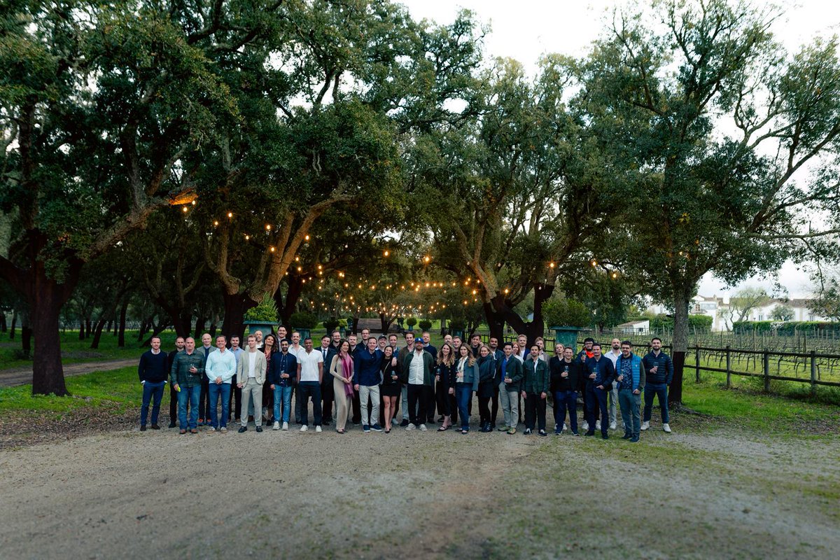 Kelly Perdew tweet media