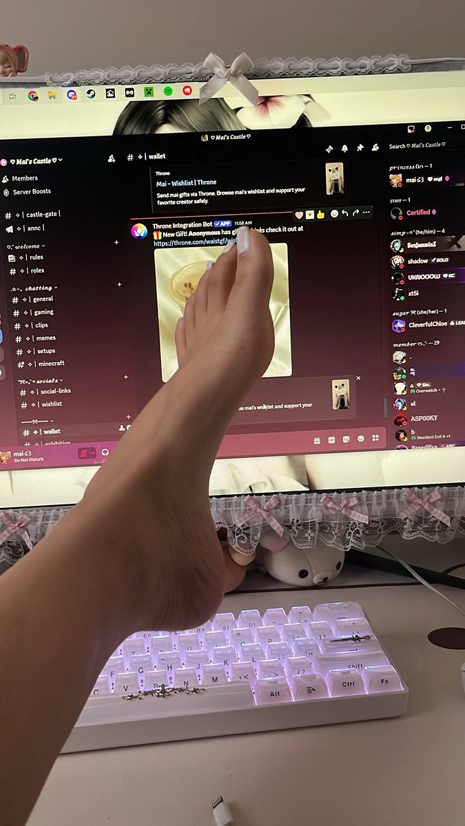 waistgf's tweet photo. is this how you do this? >~< https://t.co/4HX3hu0ZP6