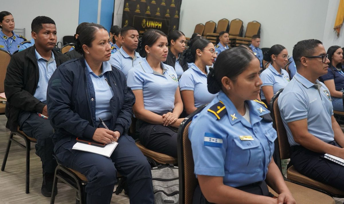Universidad Nacional de la Policía de Honduras tweet media