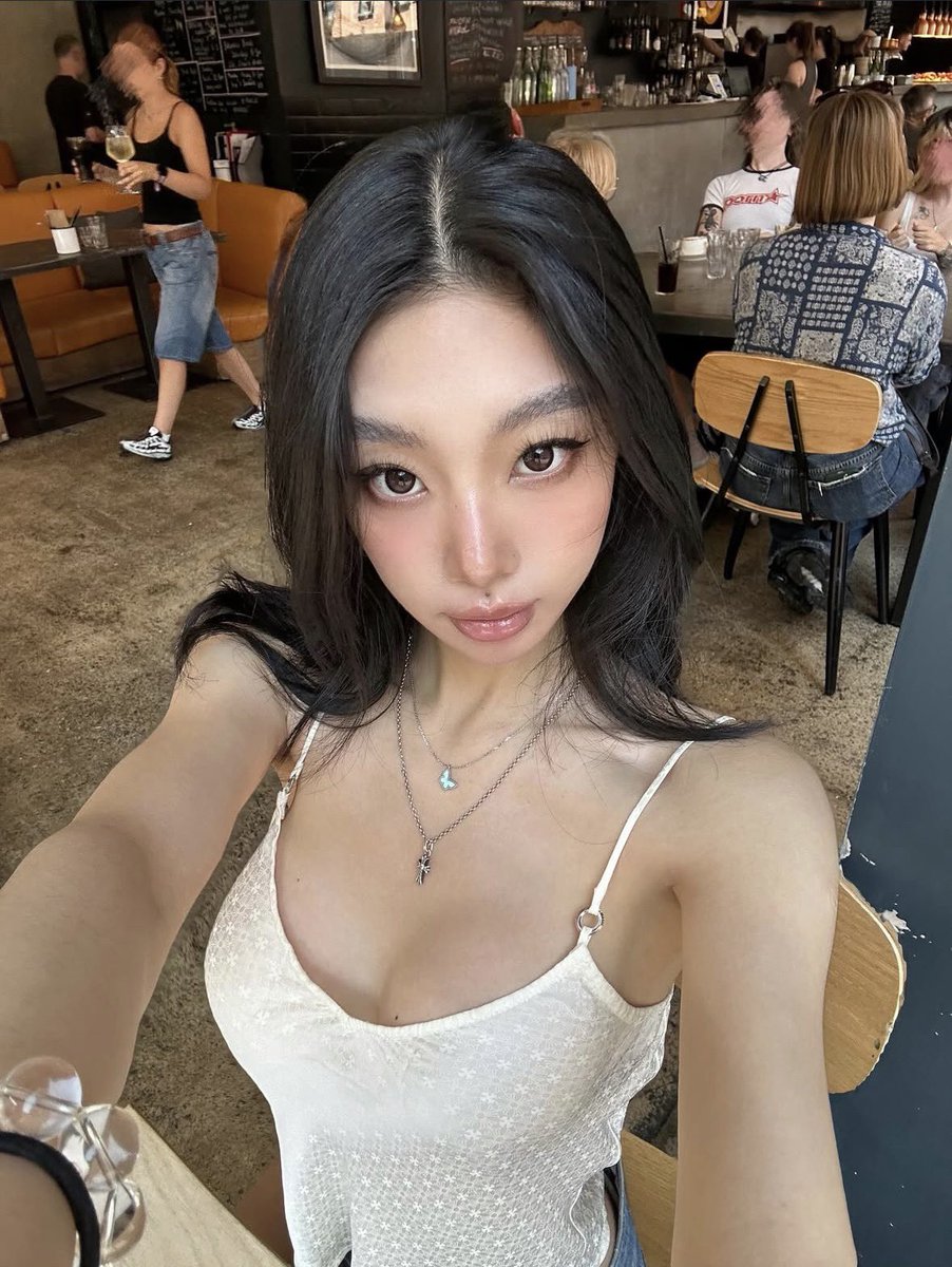 Persephone tweet media