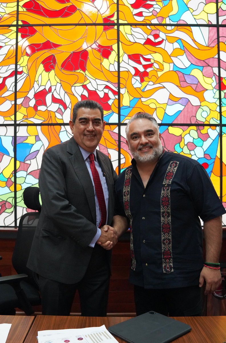 Gracias a <a href="/_VicenteSerrano/">Sin Censura</a> y al equipo de #SinCensura por el espacio para dialogar y compartir la visión del trabajo que realizamos en el Instituto Nacional de Migración.

Siempre es valioso abrir estos espacios de conversación para informar con claridad sobre los retos y