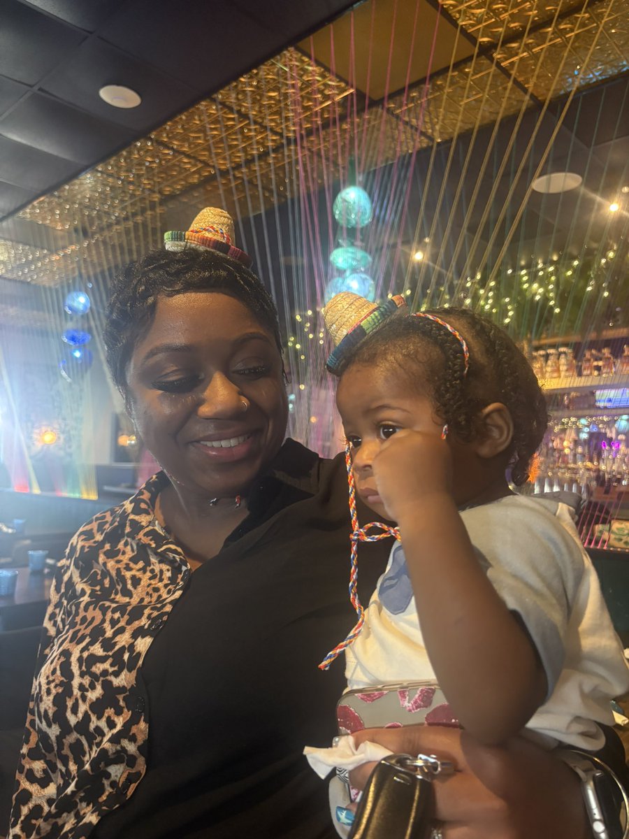 Tav_Williams's tweet photo. It’s Taco Tuesday! 🌮 It was a pleasure unwinding on the last Tuesday before spring break with some of the hardest work staff in @browardschools Tiger Pride 🐅🧡💚 @blanche_ely @BCPSNorthRegion https://t.co/dFBrmdp7IC