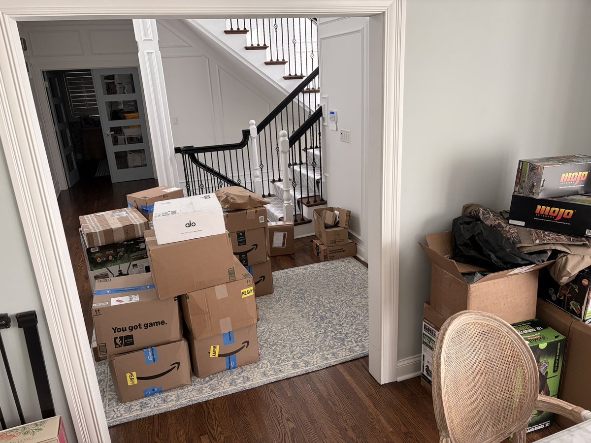 Chris Hoffmann tweet media