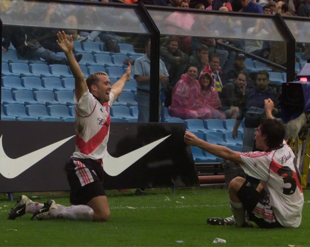 Gustavo López tweet media