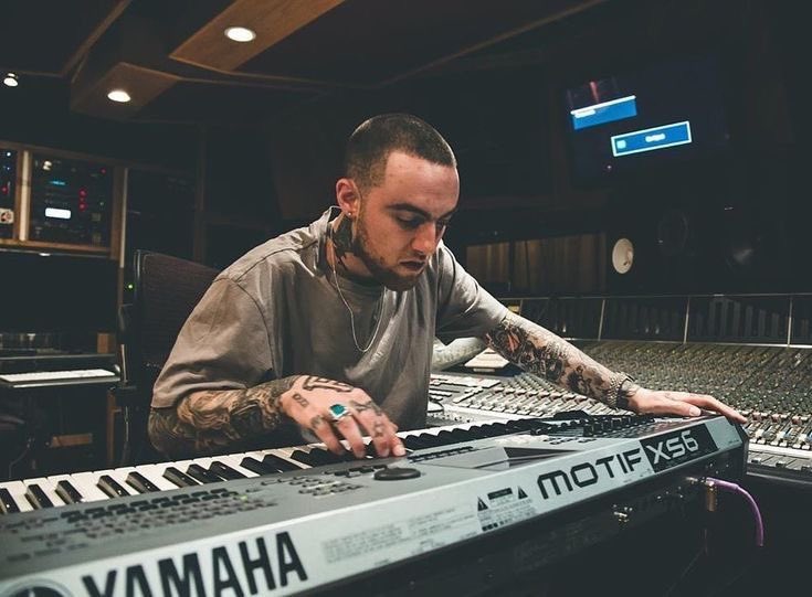 daily pic of mac tweet media