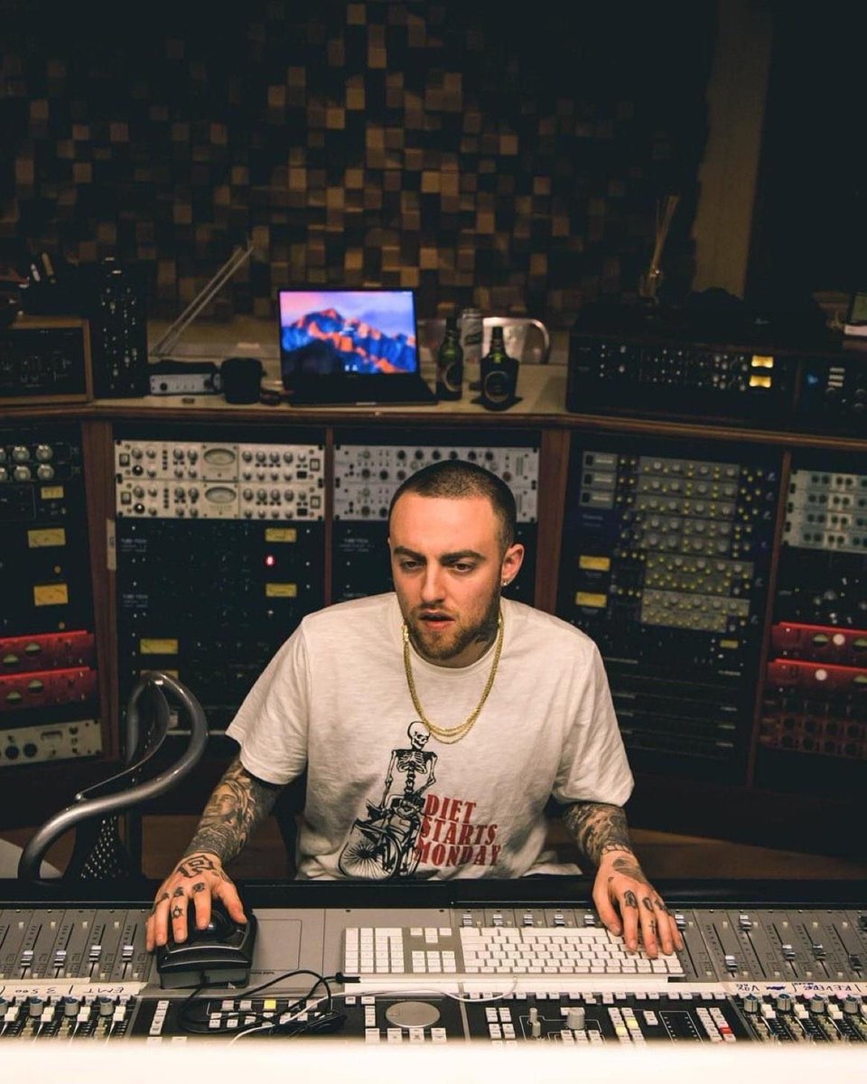 daily pic of mac tweet media
