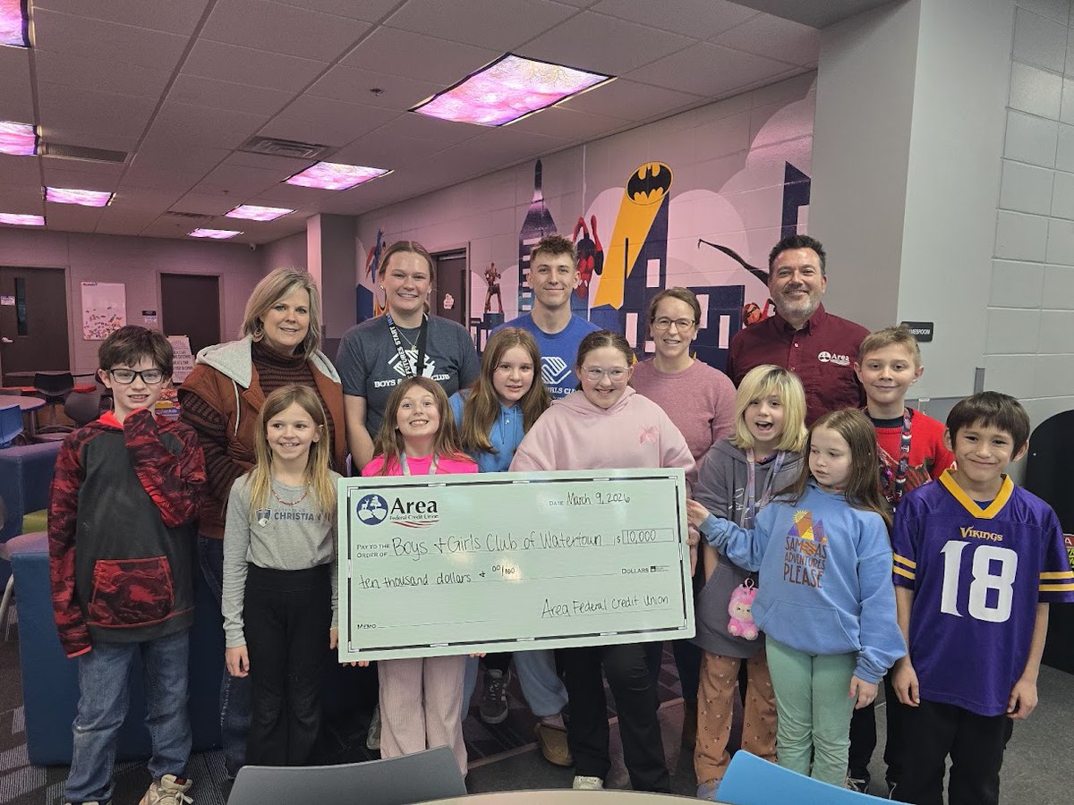 AberdeenFCU's tweet photo. We’ve teamed up with Federal Home Loan Bank to donate💲 10,000 to the Boys and Girls Club of Watertown.

We believe in the potential of every child. These funds will go directly toward supporting the Club’s mission to inspire and enable young people to reach their full potential! https://t.co/O7m94C0dmT