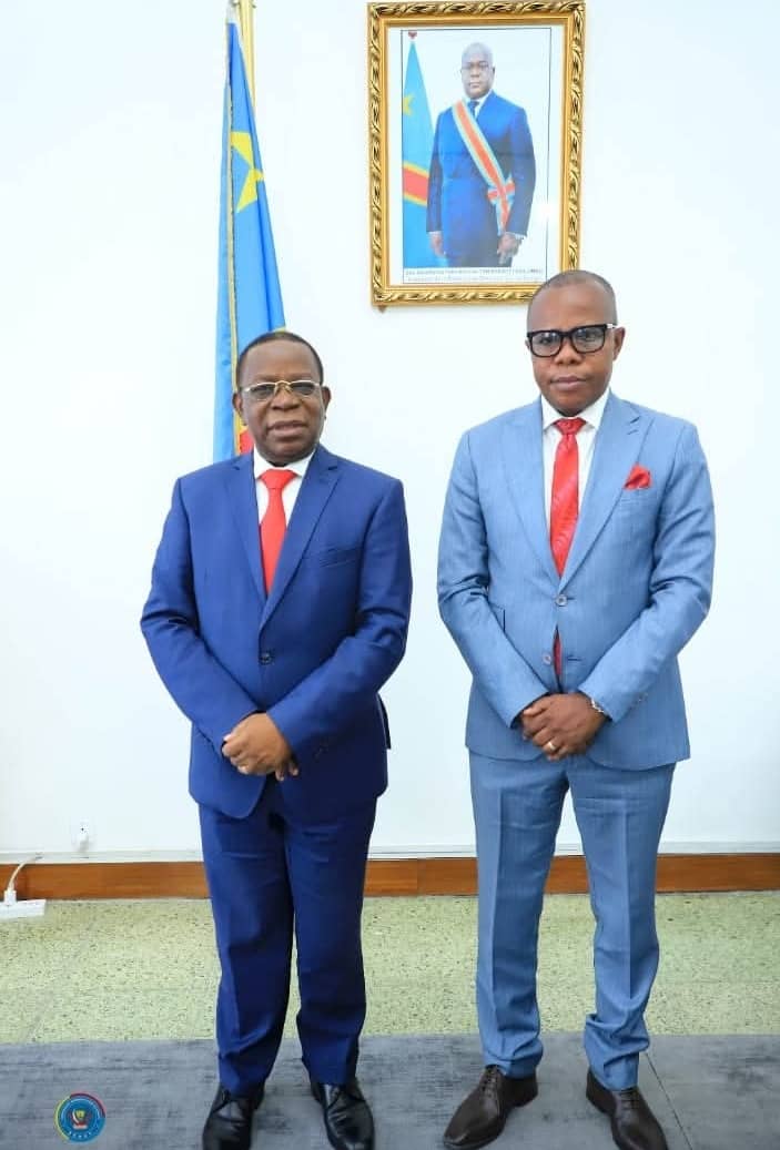 Grandeur nature. Merci beaucoup camarade et chère Autorité Morale.