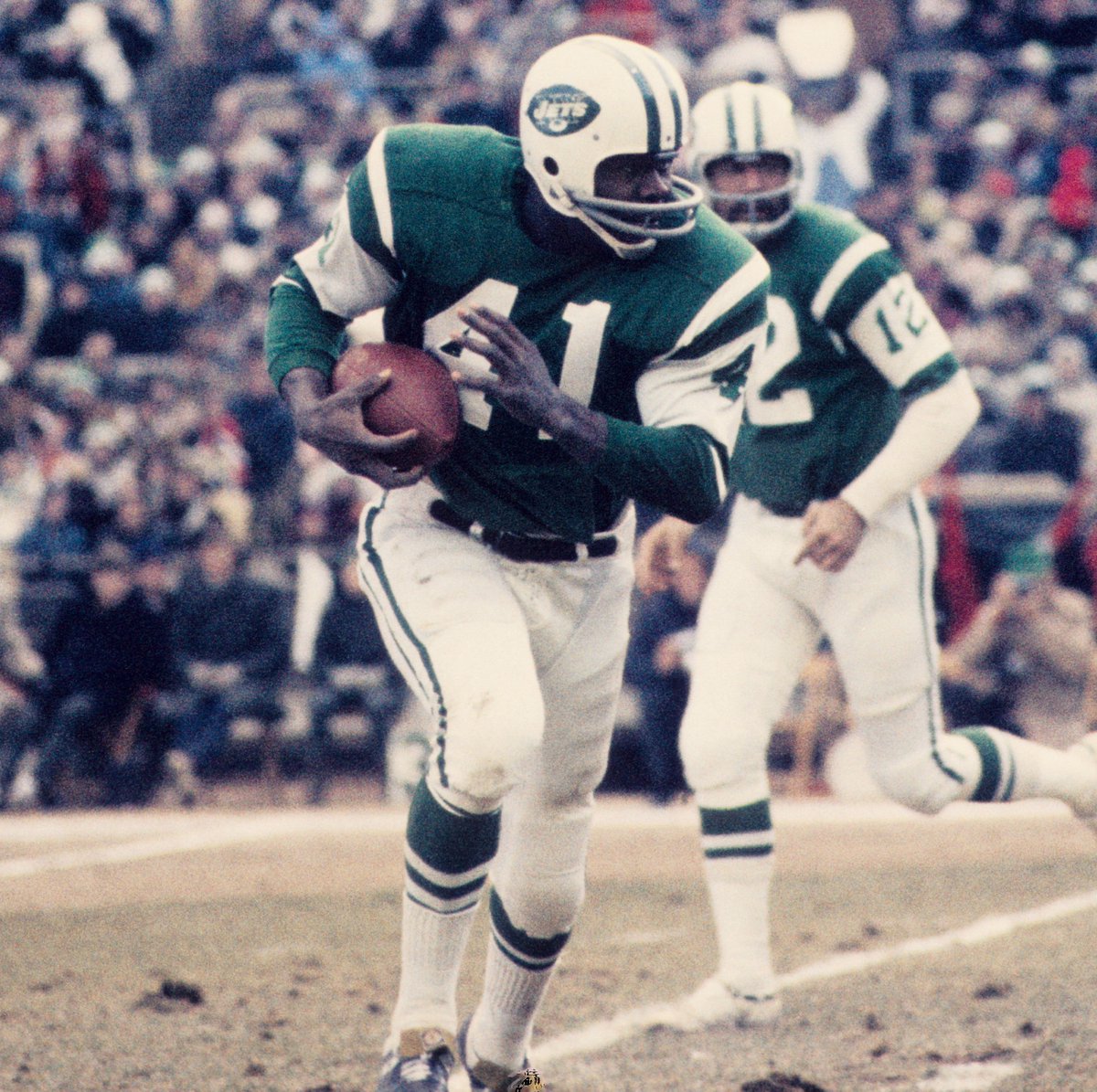 nyjets's tweet photo. We're saddened to share Matt Snell, an integral member of our Super Bowl III championship team and Ring-of-Honor inductee, has passed away at age 84
Keeping the Snell family in our thoughts and prayers ๐