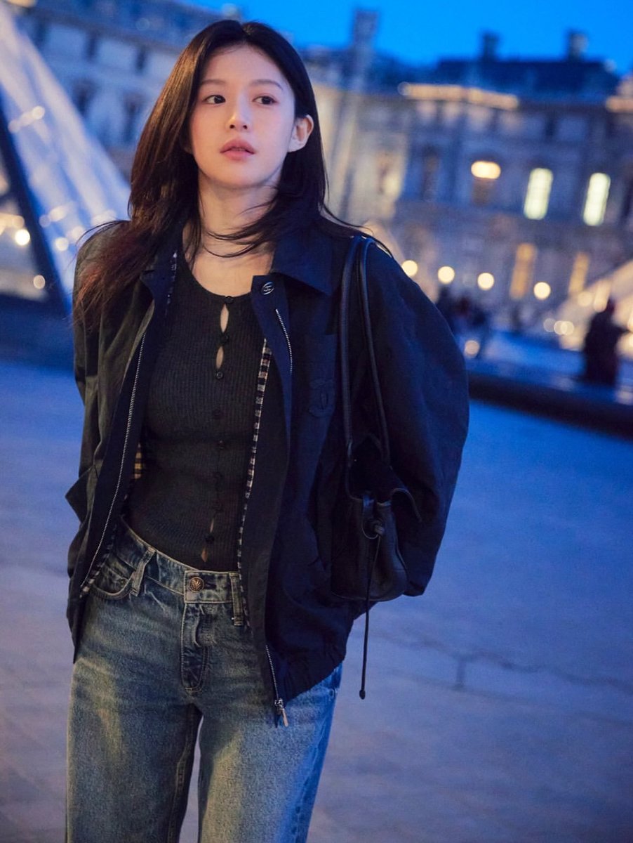go younjung tweet media
