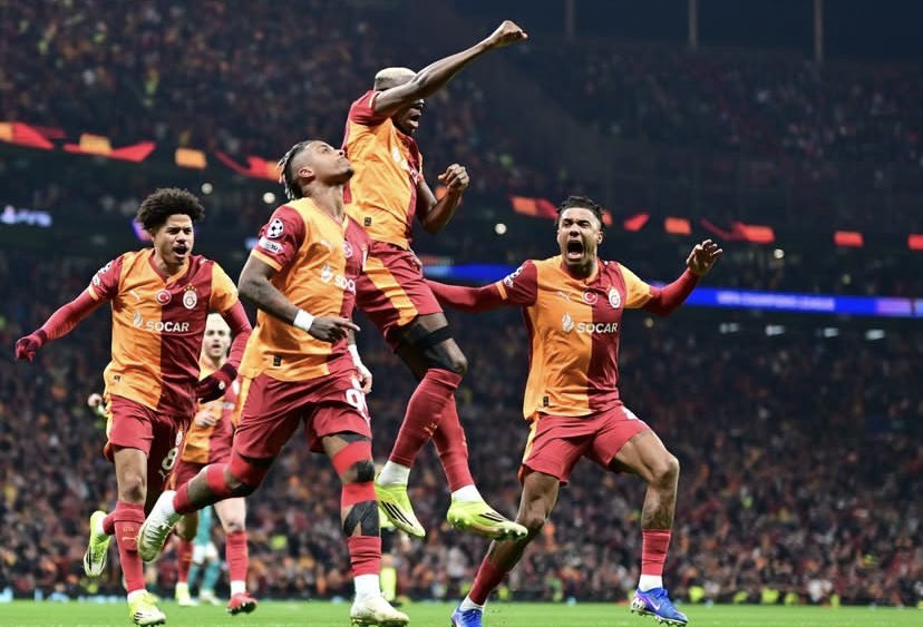 aybukeakk's tweet photo. inandığın forma üstündeyse, çıktığın her saha evindir.. 🫡 https://t.co/w44tSlDBfa