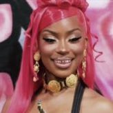 #NewProfilePic hi queen leo