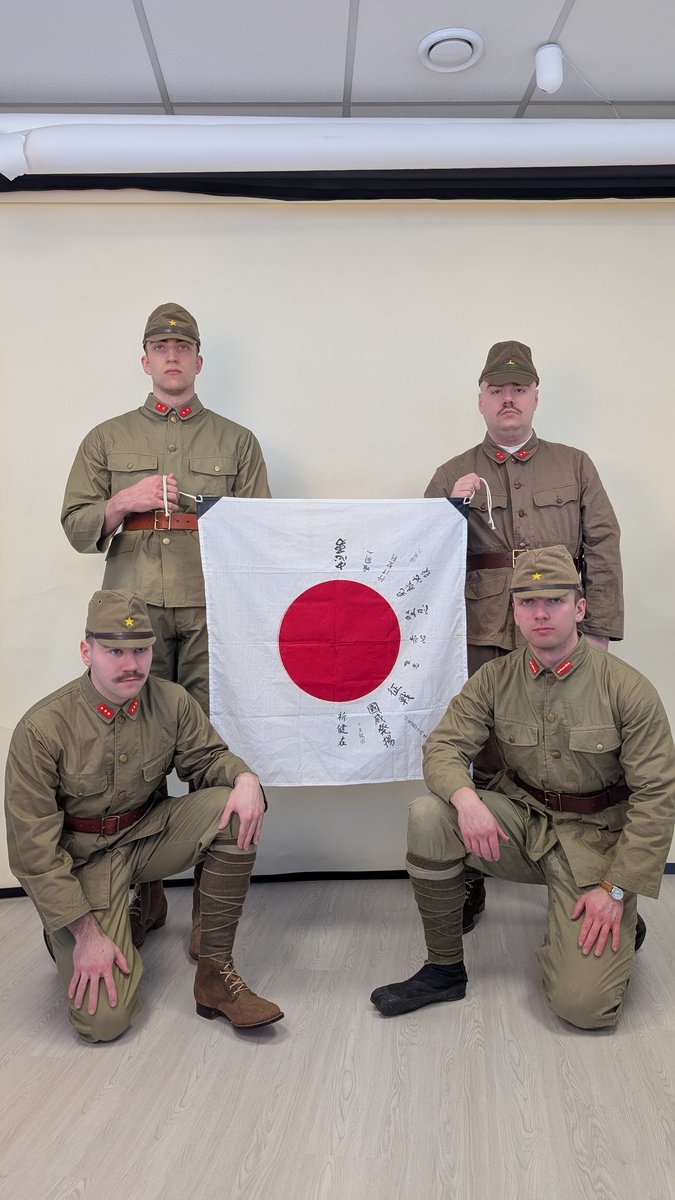 KagaLover33's tweet photo. Recently my group took pictures together and i think they came out pretty Well. Our group doesnt have Twitter so make sure to follow us on Instagram or Facebook(kyodaibutai) https://t.co/Q1N5cgKVjB