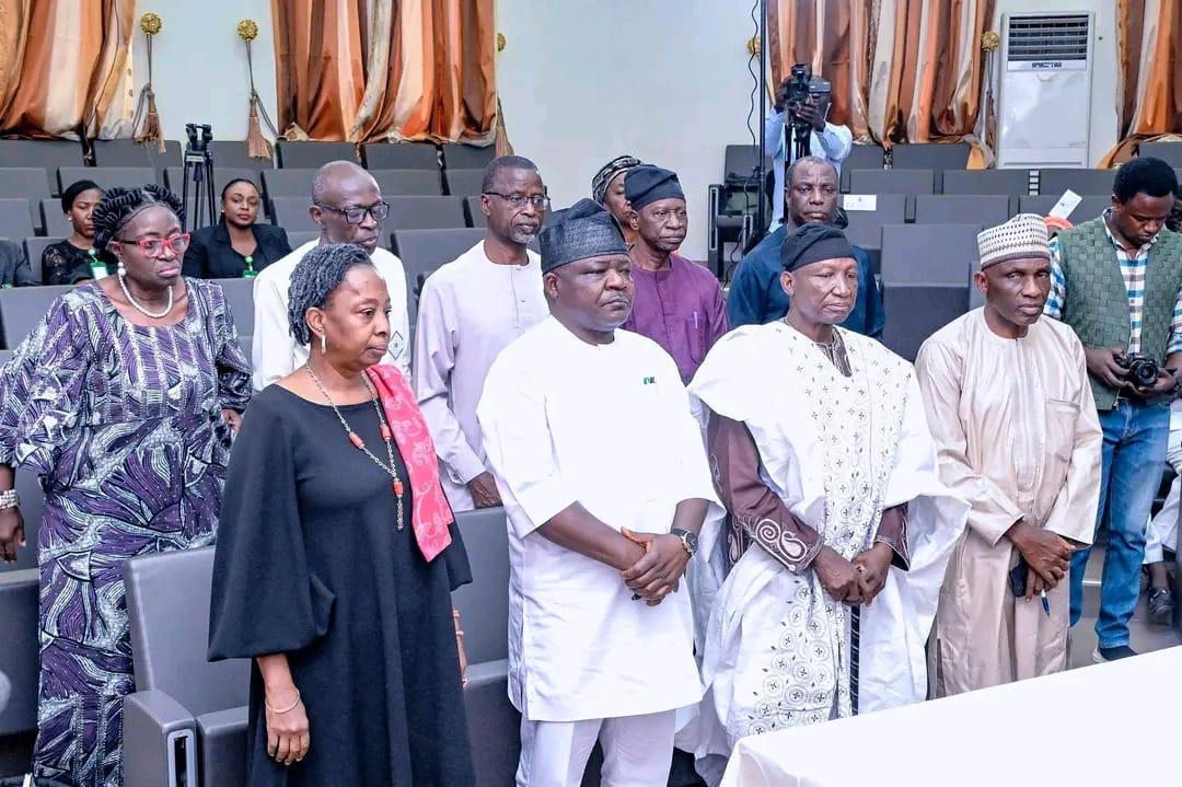 GOVERNOR MUTFWANG INAUGURATES 14- MEMBER ADVISORY COMMITTEE ON STATE POLICE

The Executive Governor of Plateau State, His Excellency, Barr. Caleb Manasseh Mutfwang, has inaugurated a 14- member State Advisory Committee on State Police as part of efforts to strengthen the security