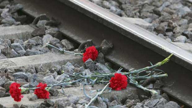 11 M

Sus guerras, nuestros muertos.

A su memoria