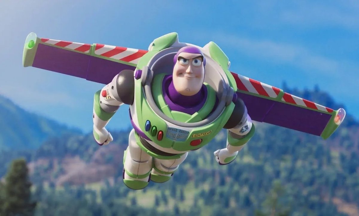 Es una lástima saber que este año tendremos un Buzz Lightyear en Toy Story 5 que no estará doblado por Jose Luis Gil, y en 2027 un Gandalf en La Caza de Gollum que no estará doblado por Pepe Mediavilla.

Voces del Olimpo.