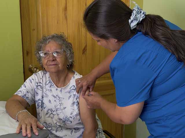 CESFAM de San Esteban inicia campaña de vacunación contra la Influenza - LosAndesHoy.clLosAndesHoy.cl losandeshoy.cl/2026/03/10/ces…