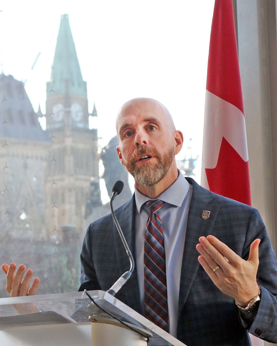 Benoit-Antoine Bacon tweet media