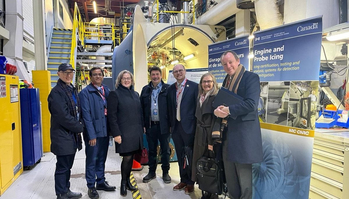 Benoit-Antoine Bacon tweet media