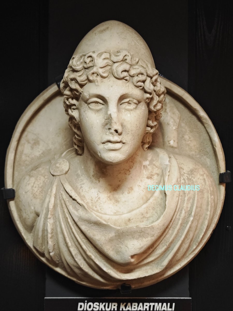 decimusclaudius's tweet image. A Roman high relief bust of one of the Dioscuri. It was found in Silifke, dates to the 3rd century AD and is on display in the Silifke Museum in Silifke, Turkey.

#carving #turkey #ancientrome #archaeology #roman #spqr #türkiye #mersin #mythology #ancient #silifke