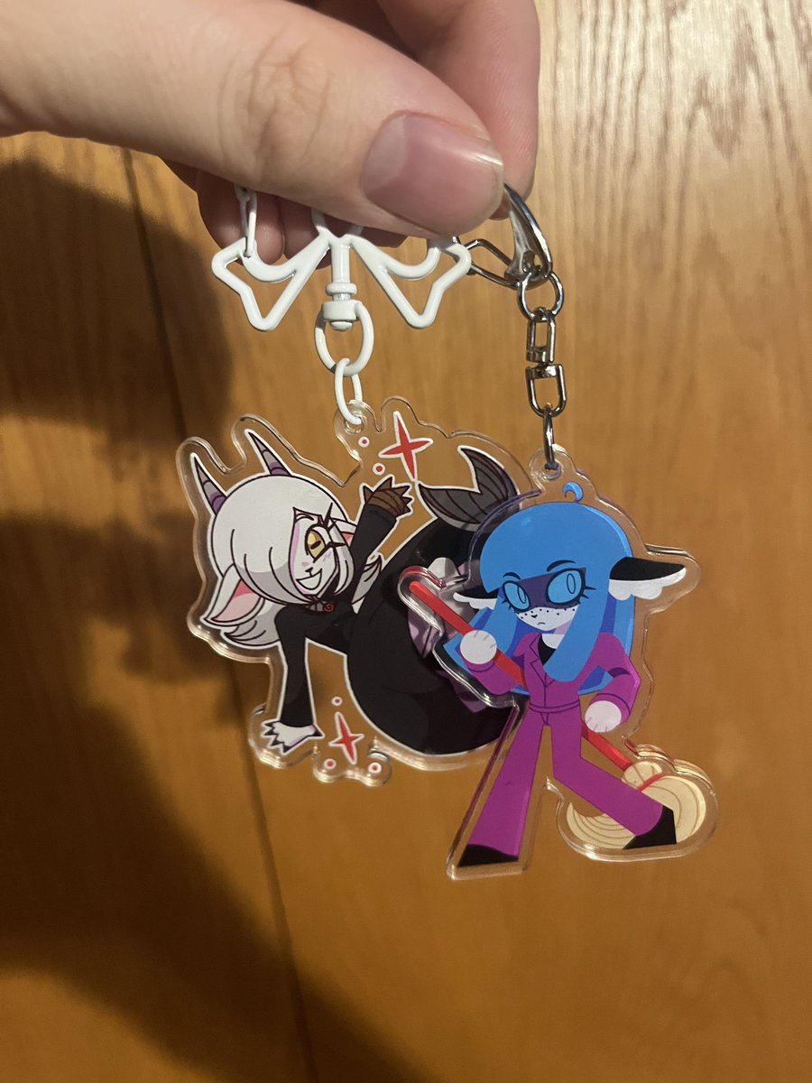 Twisted_Skull's tweet photo. Capella and my sweet Vasilis have arrived. Thank you @arcadekitt3n. 
#blackouthospital #semiaquaticcircus https://t.co/GG9qV9VnOU