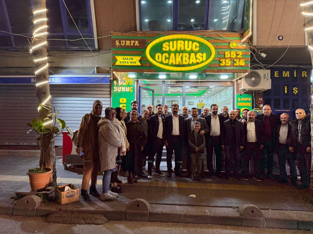 TIsmail44's tweet photo. Ak Zafer mahallesi olarak düzenlediğimiz  ifdar yemeğine katılım gösteren ilçe başkanımız sayın @EmrahParlak_  ilçe yönetimi meclis üyelerimeize sonsuz teşekkürler https://t.co/23pheqVA5W