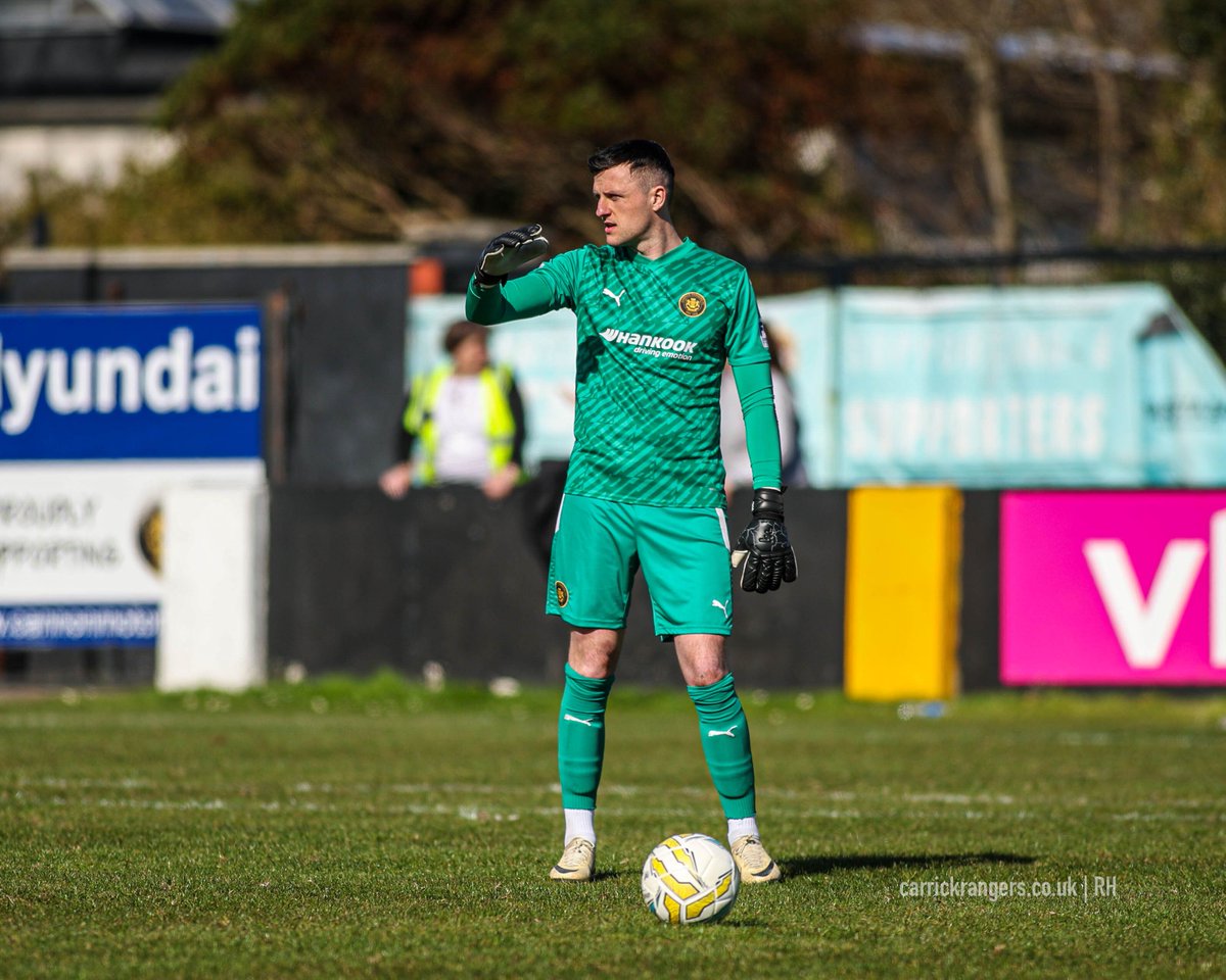 CarrickRangers's tweet photo. We send our best wishes to former goalkeeper Ross Glendinning following an injury picked up in Irish Cup action for Loughgall, on Saturday.

Get well soon, Ross 🤝 https://t.co/HTvKNiYH6M