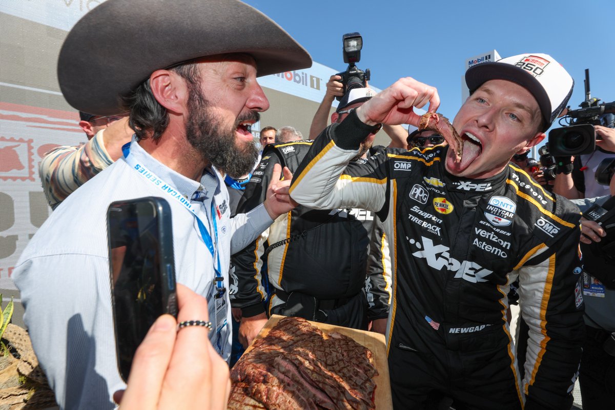 Adam Stern tweet media