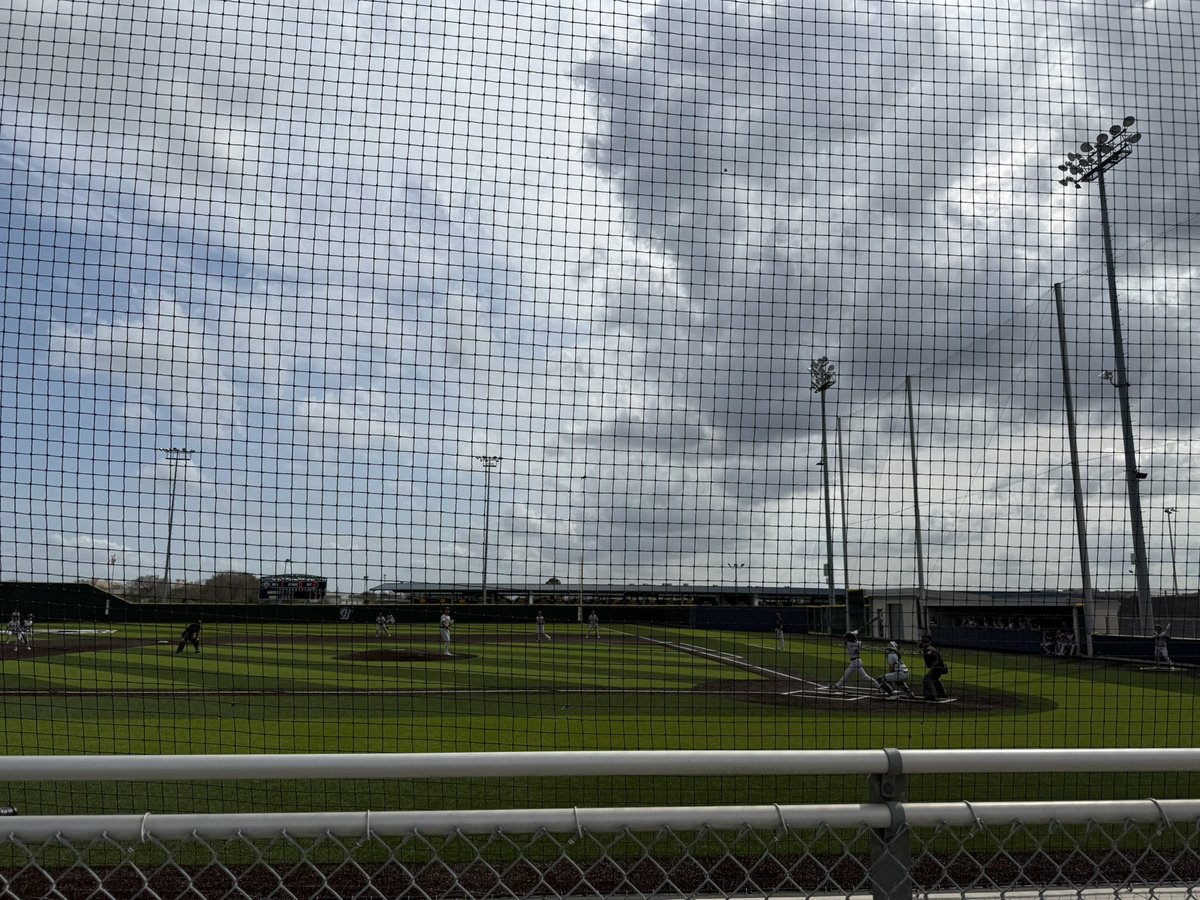 Abe Lozano tweet media