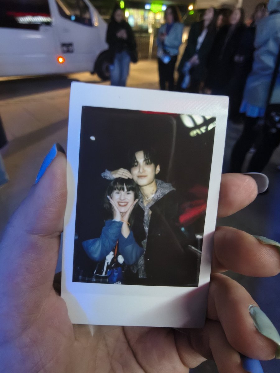 vicminhee's tweet photo. Another best night ever 
Thank you @official_junhee
#JUNHEEinWARSAW #JUNHEETourinEurope https://t.co/QGdRL4JPf8