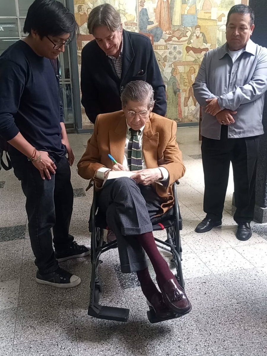 Facultad de Letras UNMSM tweet media