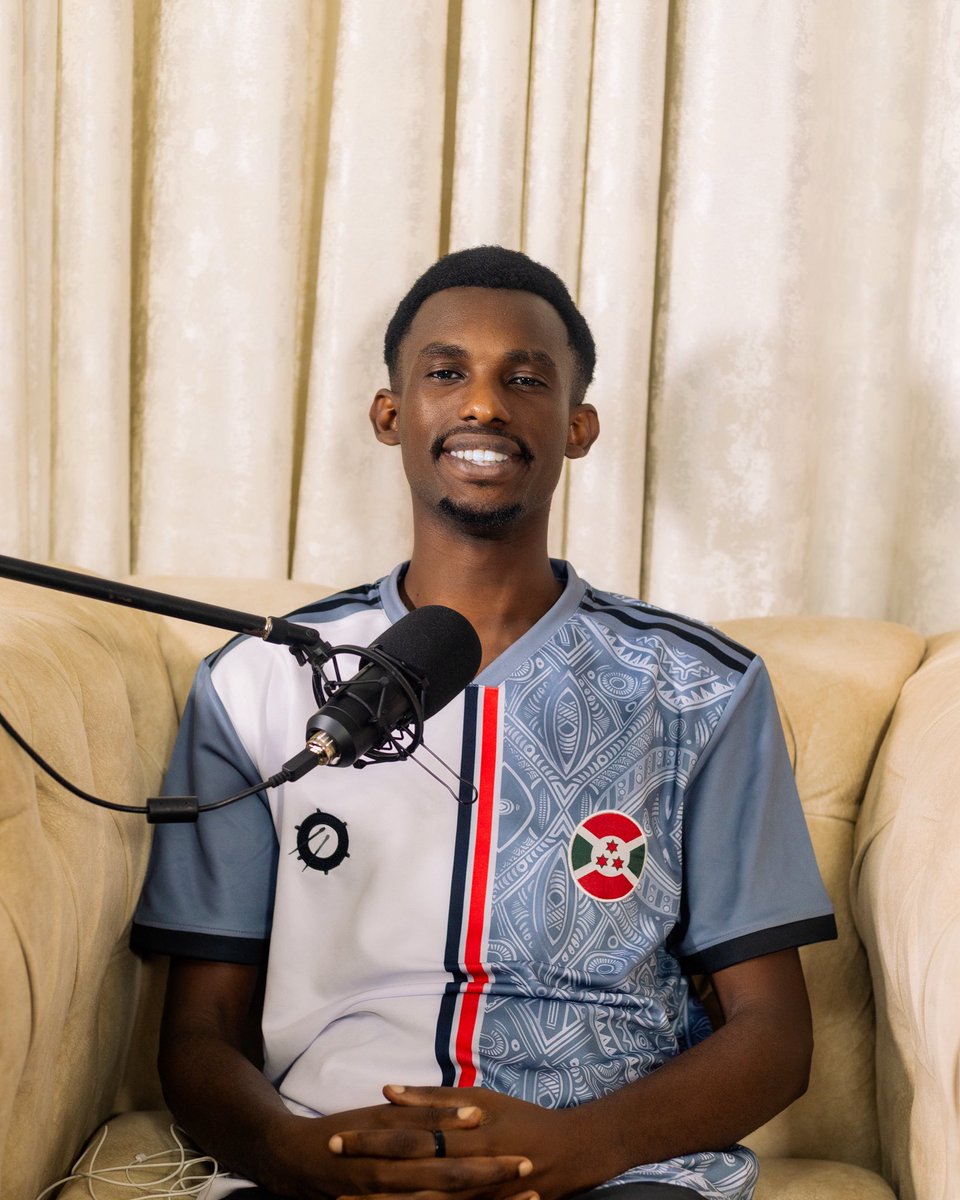 roomfrequency's tweet photo. As usual every WEDNESDAY!
New episode , new Vibe . Tomorrow 4PM
Stay tune!
#podcast #roomfrequency #vibe https://t.co/tPPweJJOES