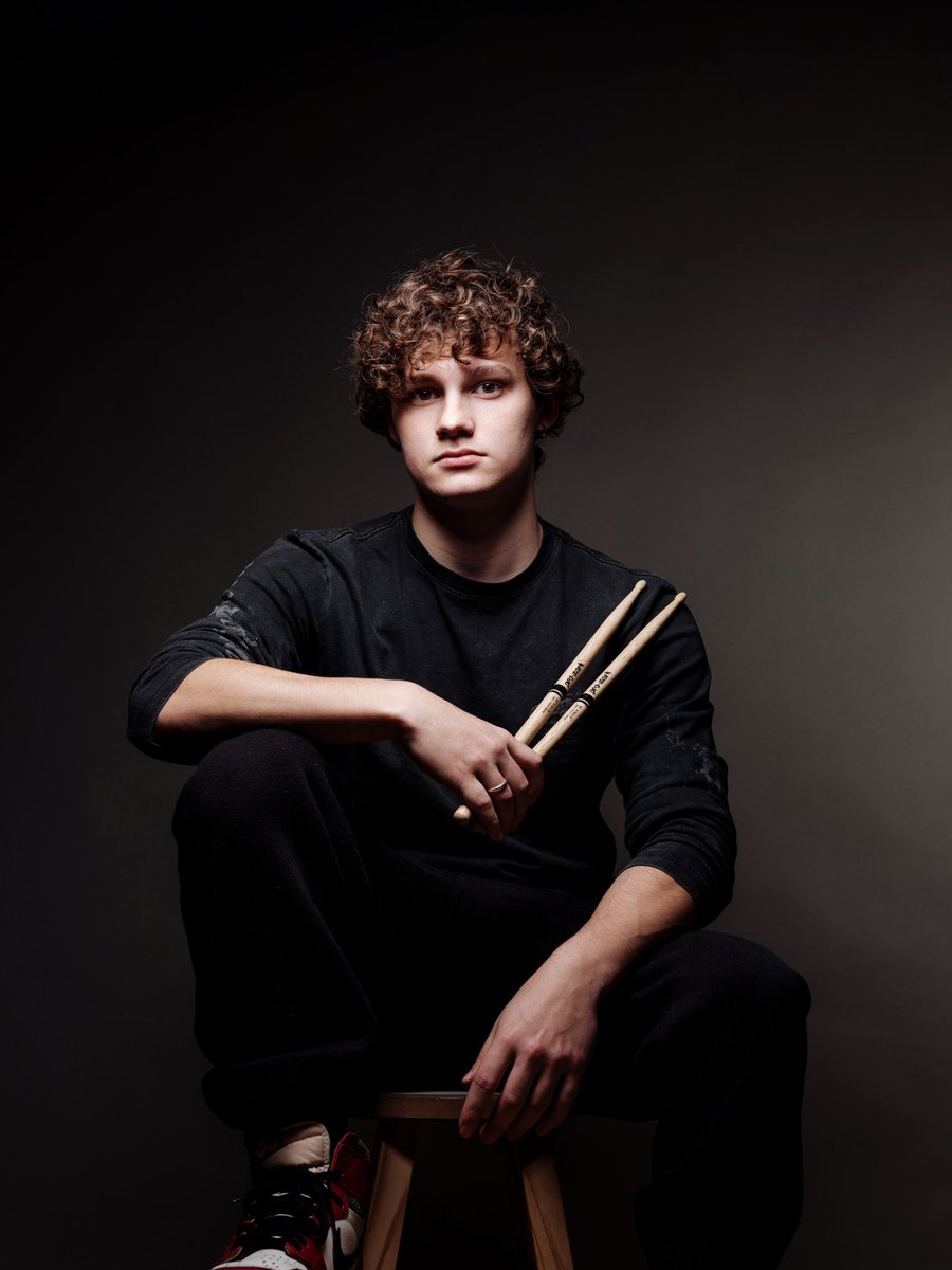 modern_drummer's tweet photo. Luigi Paraventi: Precision, Patience, and the Next Generation
From obsessive practice to touring with Kiko Loureiro, 20-year-old Luigi Paraventi represents the next generation of disciplined, fearless drummers. Read the full story at https://t.co/em9k4jzeyX https://t.co/sVon6Hu9u9